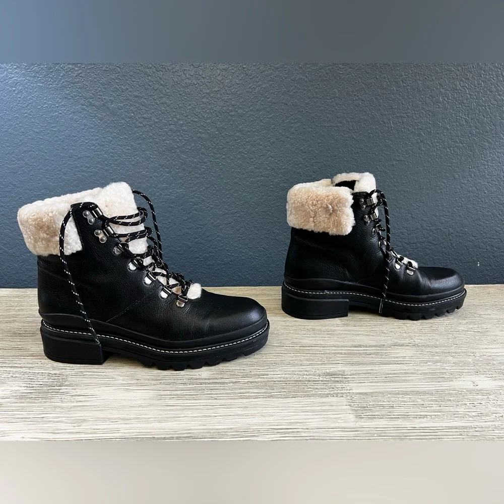 GREAT CONDITION!!! Bernardo Dash Black and Cream Winter Rain Boots